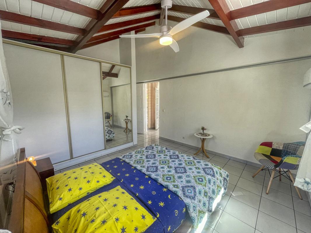 16.Location villa piscine Saint François Guadeloupe_Chambre 1